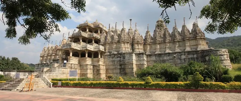 Top Tourist Places Near Kumbhalgarh for Wildlife, Temples and Scenic Drives