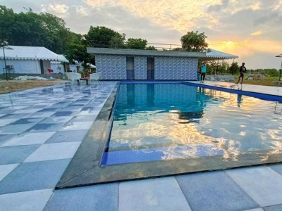 Resort in Jawai with Pool