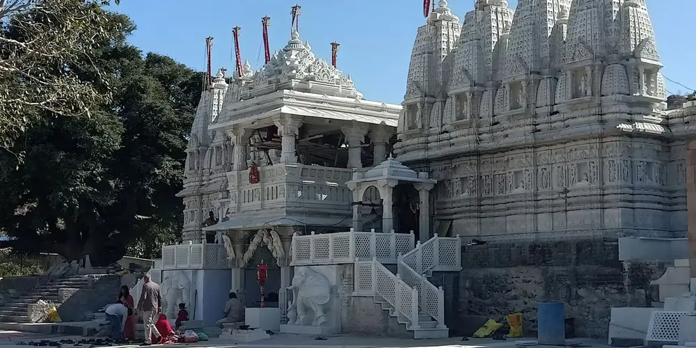 Muchhal-Mahavir-Temple